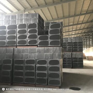 秦庄小学项目使用朝钦节能生产厂家材料石墨改性水泥基保温板